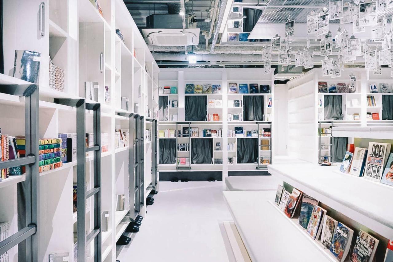 Book And Bed Tokyo Shinsaibashi Hostel Osaka Luaran gambar